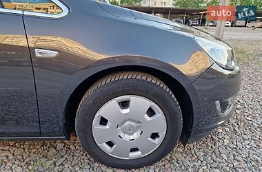 Универсал Opel Astra 2013 в Киеве