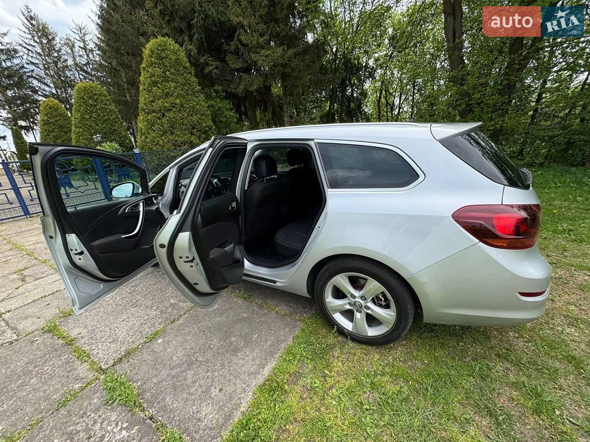 2011 Opel Astra - мініатюра 17