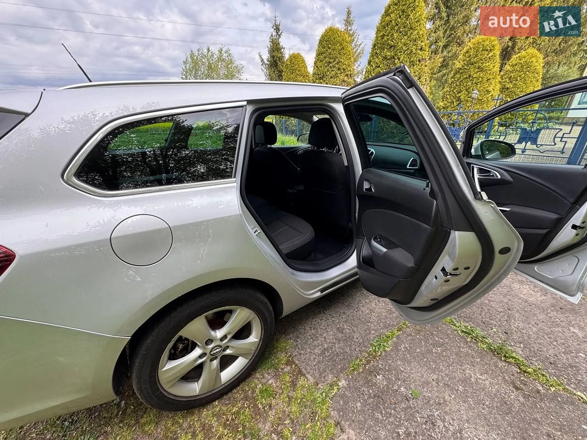 2011 Opel Astra - мініатюра 21