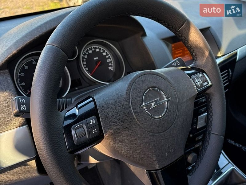 Универсал Opel Astra 2009 в Белой Церкви