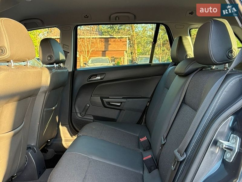 Универсал Opel Astra 2009 в Белой Церкви