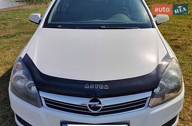 Хетчбек Opel Astra 2008 в Козятині