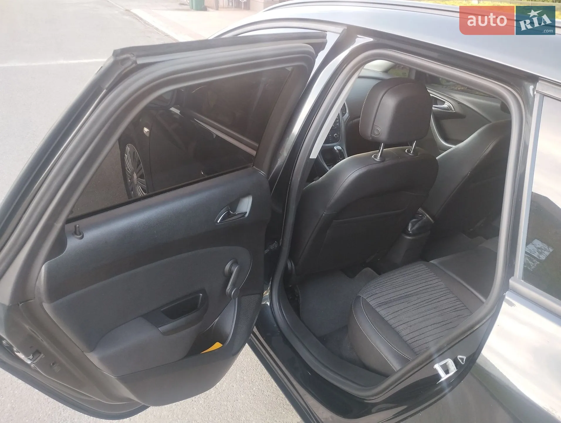 2014 Opel Astra - мініатюра 13