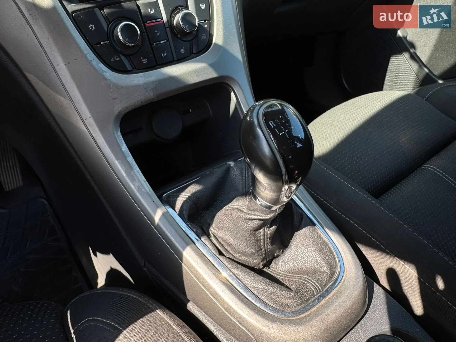 2012 Opel Astra - мініатюра 19