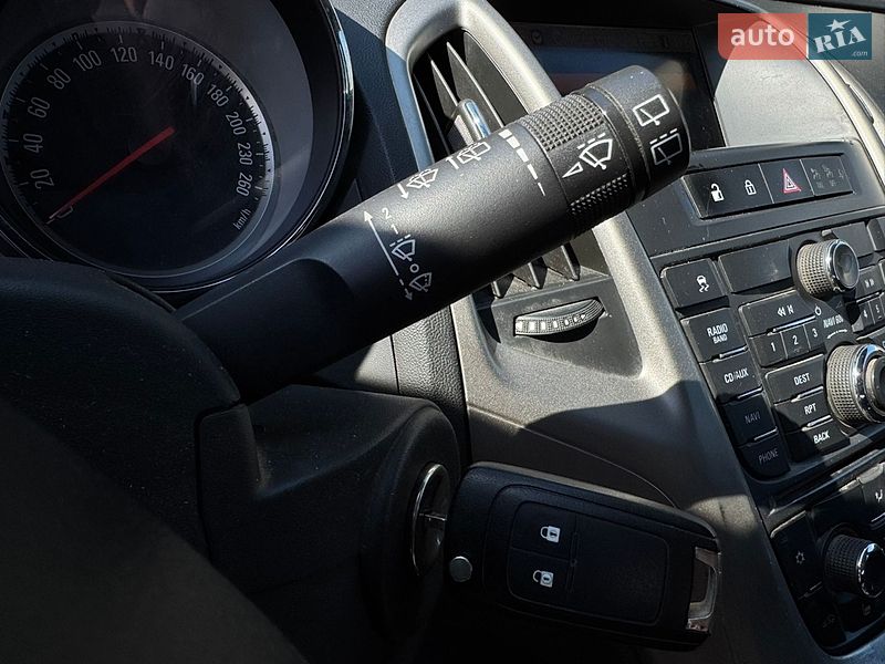 Универсал Opel Astra 2012 в Одессе