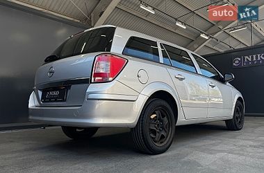 Универсал Opel Astra 2012 в Киеве
