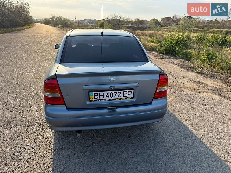 Седан Opel Astra 2007 в Одессе