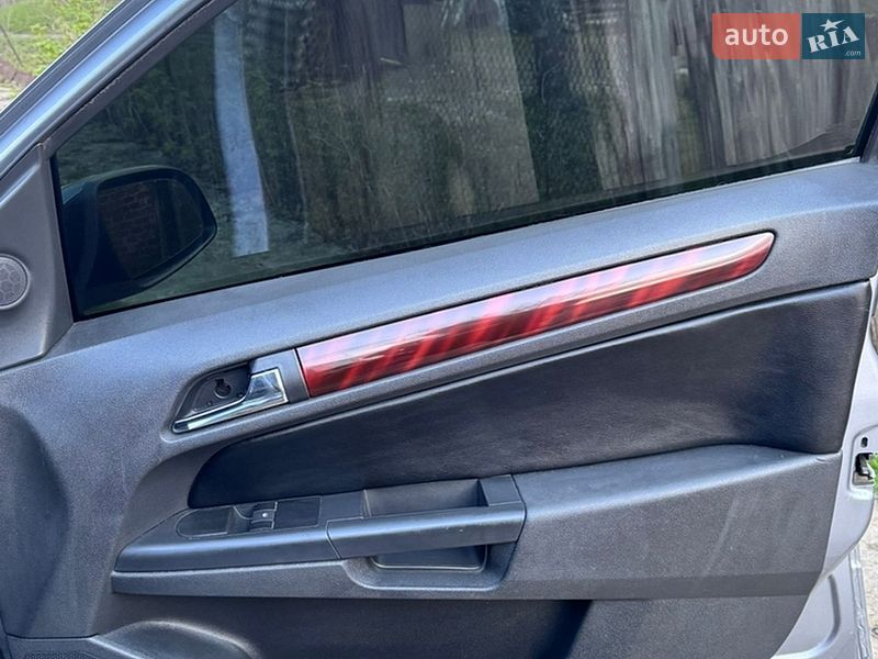 Хетчбек Opel Astra 2004 в Харкові