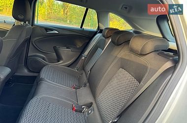Универсал Opel Astra 2018 в Хмельницком