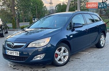 Универсал Opel Astra 2012 в Турке