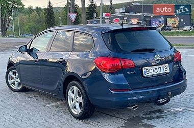 Универсал Opel Astra 2012 в Турке