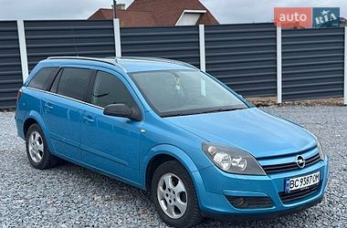 Универсал Opel Astra 2005 в Ровно
