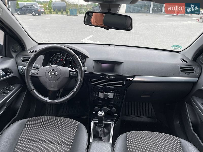Универсал Opel Astra 2008 в Тульчине