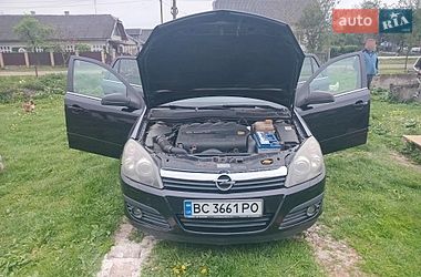 Універсал Opel Astra 2005 в Стрию