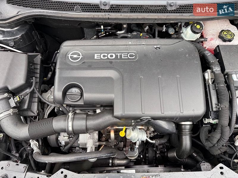 Универсал Opel Astra 2014 в Стрые