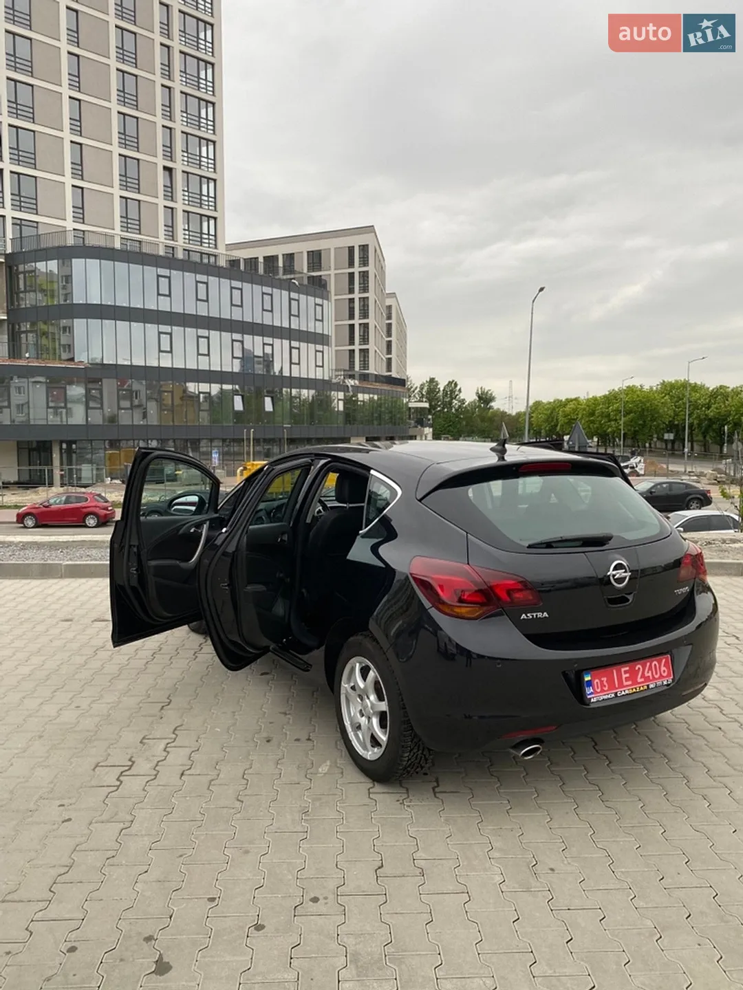 2011 Opel Astra - мініатюра 13