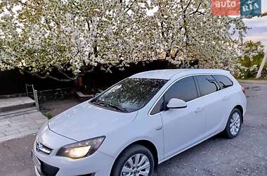 Универсал Opel Astra 2015 в Первомайске