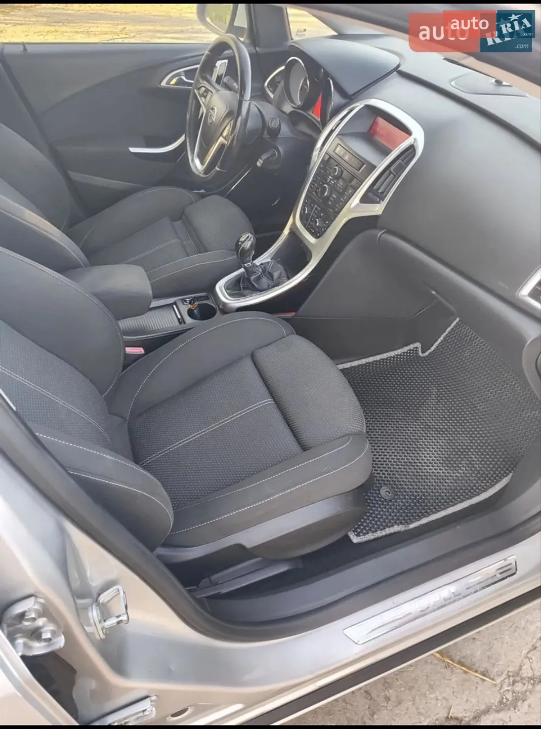 2010 Opel Astra - мініатюра 17