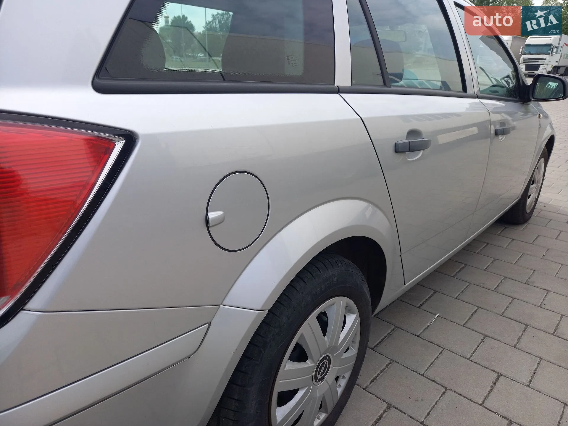2010 Opel Astra - мініатюра 8