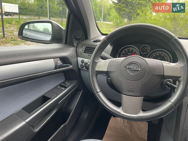 Универсал Opel Astra 2006 в Виннице