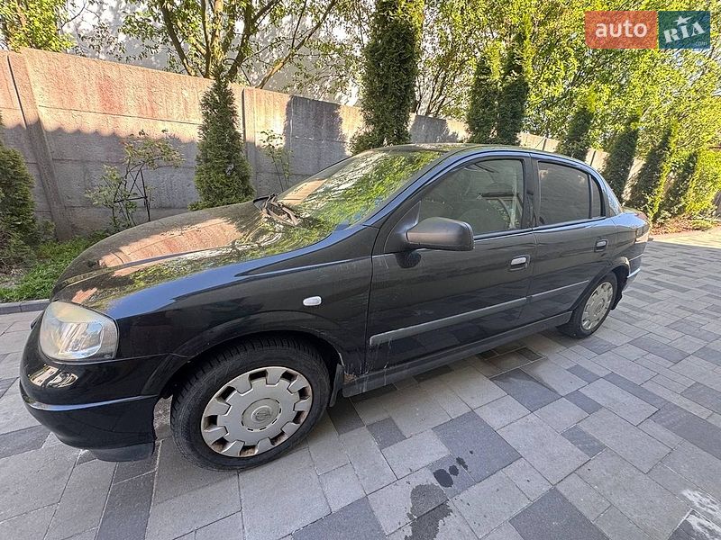 Седан Opel Astra 2007 в Львові