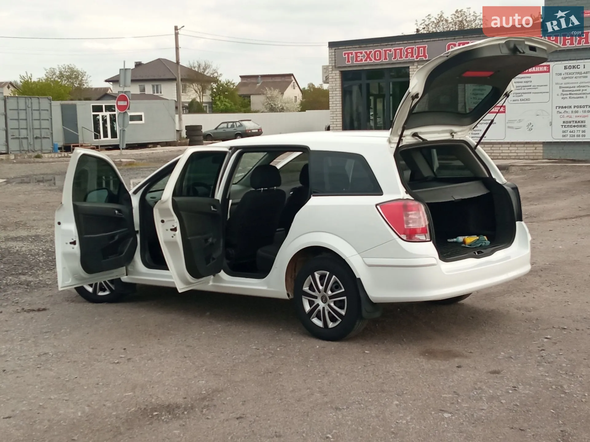 2010 Opel Astra - мініатюра 4