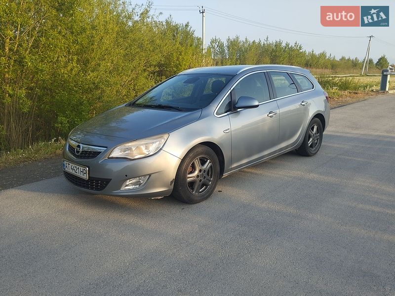 Opel Astra 2010