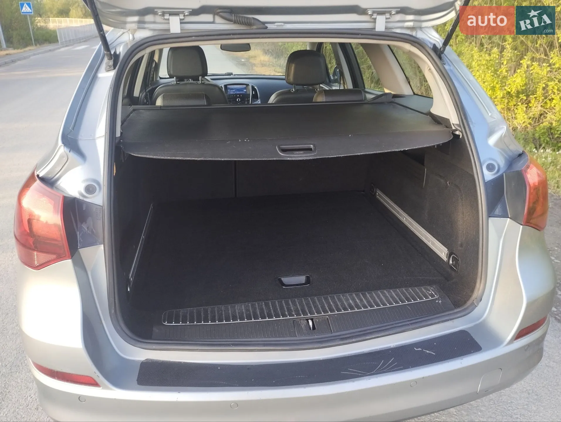 2010 Opel Astra - мініатюра 36