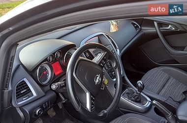 Універсал Opel Astra 2015 в Вознесенську