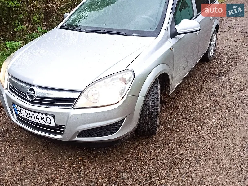 Opel Astra 2009