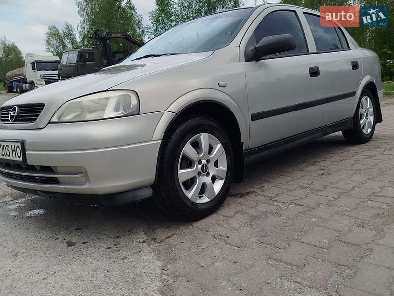 Седан Opel Astra 2007 в Звягелі