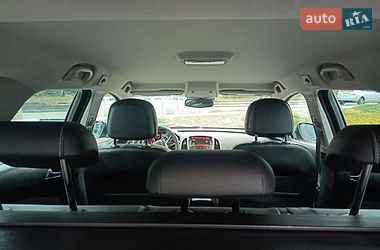 Универсал Opel Astra 2015 в Львове