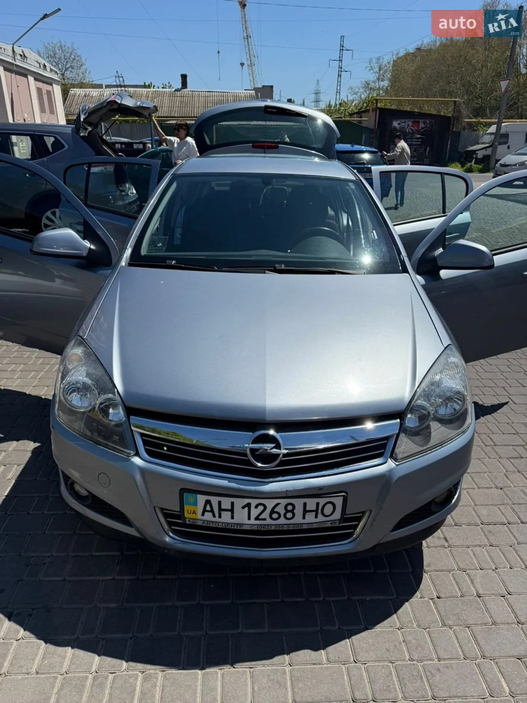 2011 Opel Astra - мініатюра 2