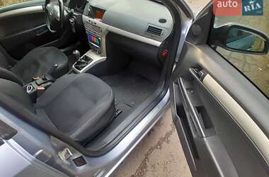 Универсал Opel Astra 2007 в Калуше
