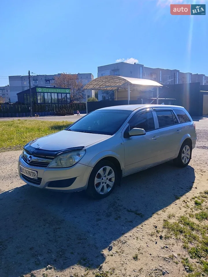 2010 Opel Astra - мініатюра 10