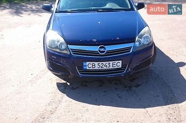 Универсал Opel Astra 2008 в Соснице