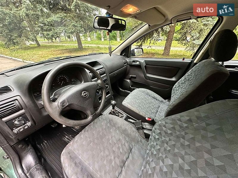 Седан Opel Astra 2000 в Одессе