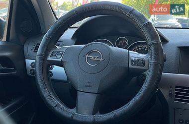Хетчбек Opel Astra 2006 в Бердичеві