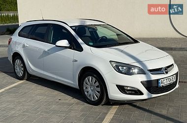 Универсал Opel Astra 2014 в Луцке