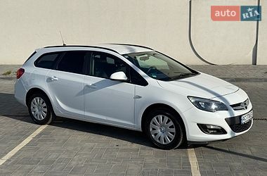 Универсал Opel Astra 2014 в Луцке