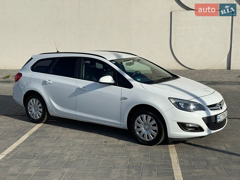 Универсал Opel Astra 2014 в Луцке