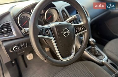 Универсал Opel Astra 2014 в Луцке