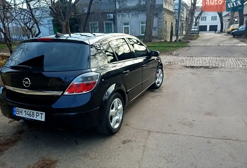 Opel Astra 2007