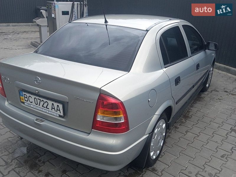 Opel Astra 2006