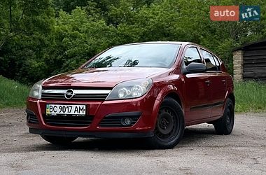 Хэтчбек Opel Astra 2006 в Харькове