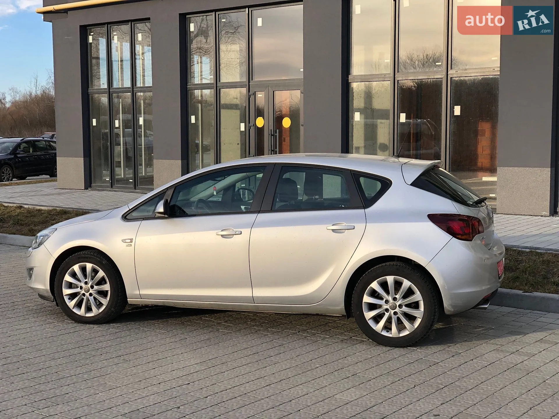 2012 Opel Astra - мініатюра 18