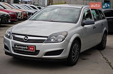 Універсал Opel Astra 2009 в Харкові