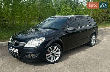 Універсал Opel Astra 2007 в Житомирі