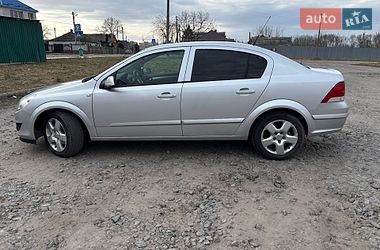 Седан Opel Astra 2008 в Киеве