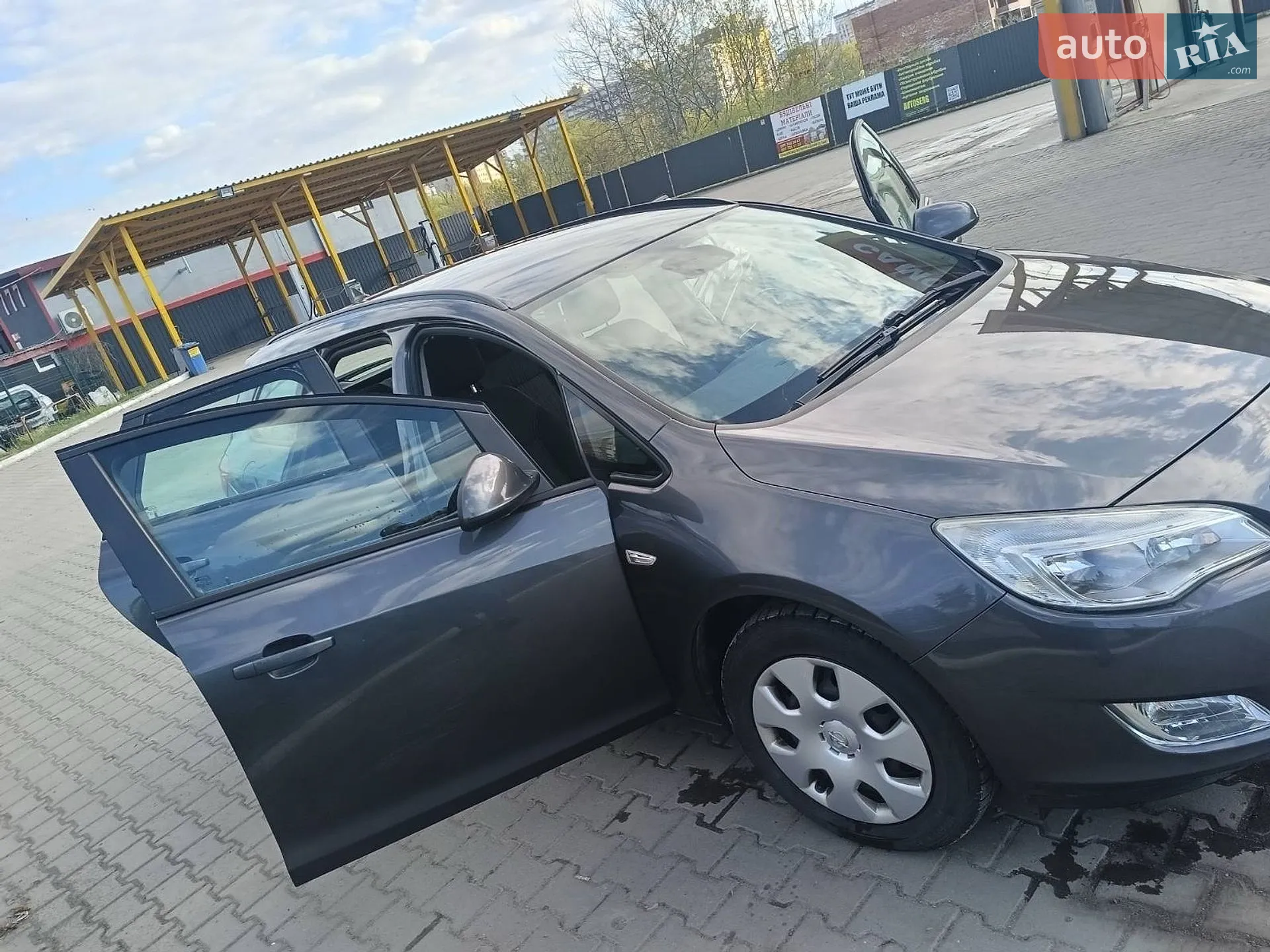 2011 Opel Astra - мініатюра 13